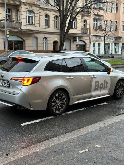 2 Zimmer Apartment Mit Parkplatz Berlin Eksteriør billede