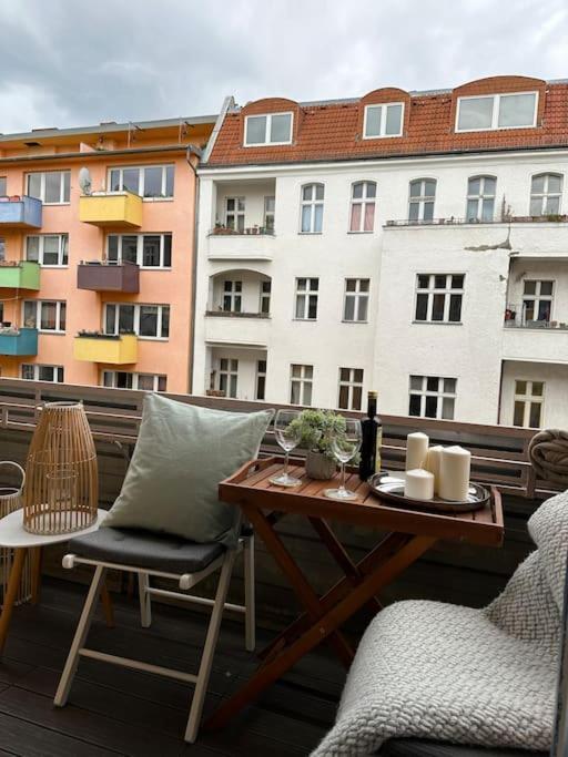 2 Zimmer Apartment Mit Parkplatz Berlin Eksteriør billede