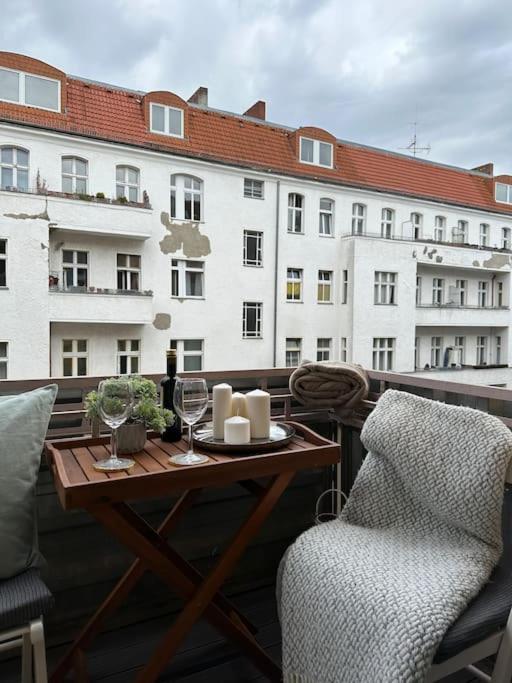 2 Zimmer Apartment Mit Parkplatz Berlin Eksteriør billede